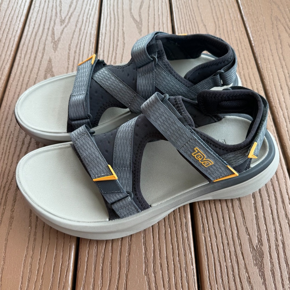 Teva Aventrail R2T Black/Sunflower Trail Running Sandal Mens US Size 11 New